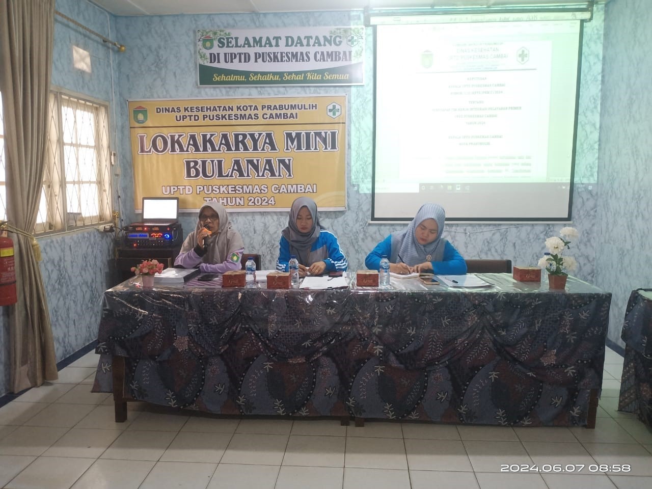 Kegiatan Lokakarya Mini BuLanan Hari Jum\