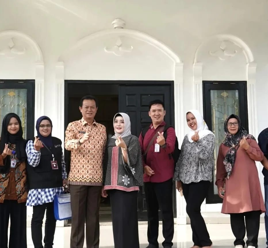 Menerima kedatangan Tim Coklit