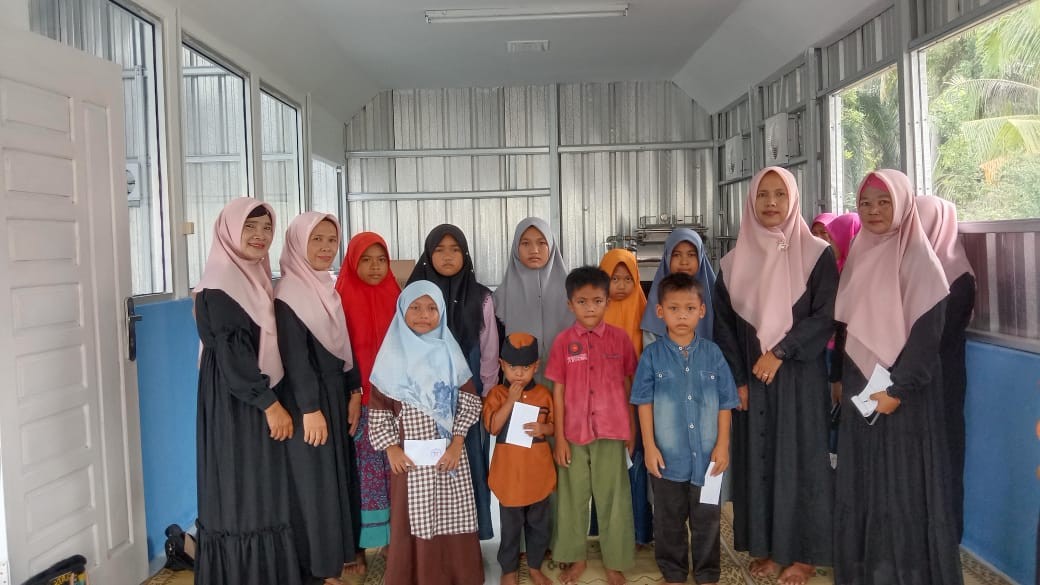 Karya Mulya, 1 April 2024 Kegiatan Pemberian Santunan dari Perwani Desa Karya Mulya untuk Anak Yatim