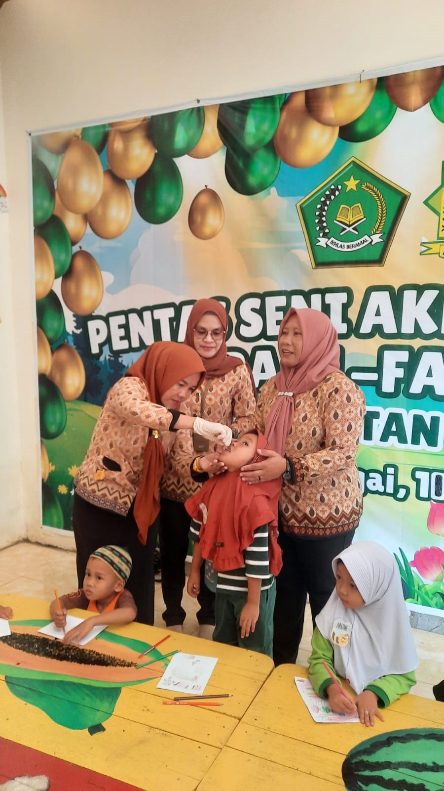 Kegiatan Pekan Imunisasi Nasional (PIN) Polio